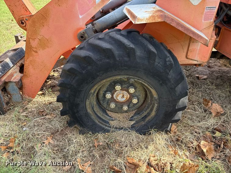 image for item FV2041 Kubota R-400 wheel loader