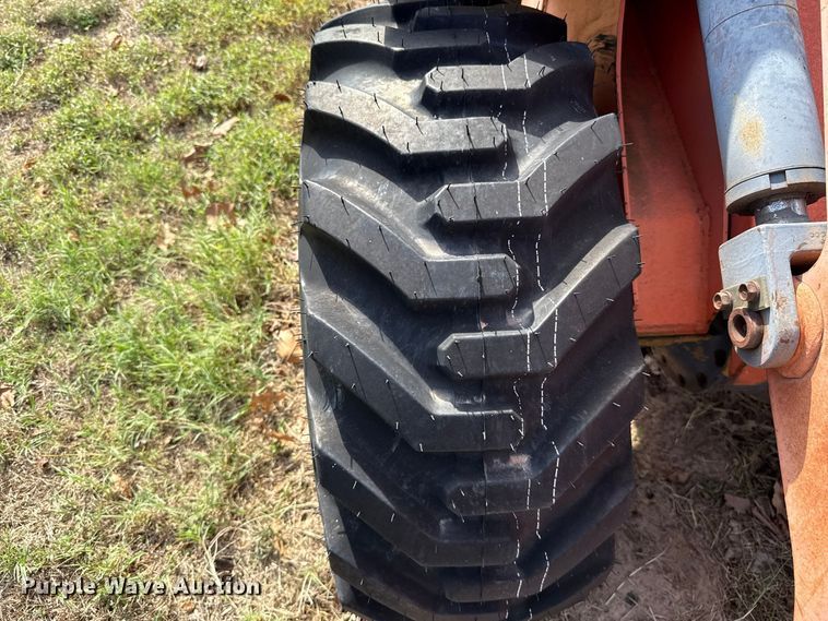 image for item FV2041 Kubota R-400 wheel loader