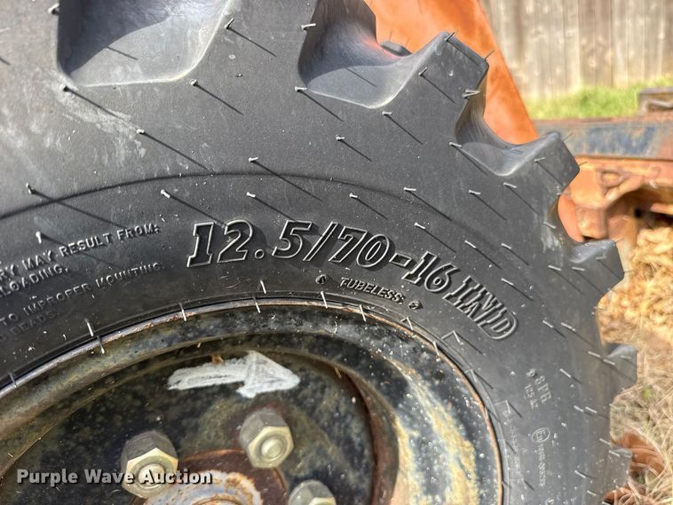 image for item FV2041 Kubota R-400 wheel loader