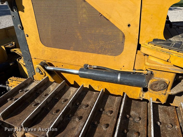 2003 John Deere 650H LT
