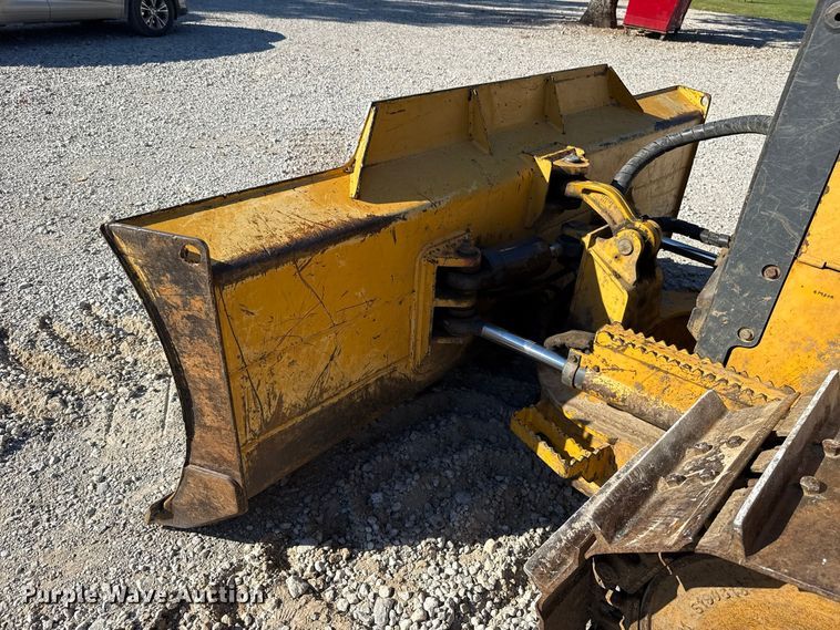 2003 John Deere 650H LT