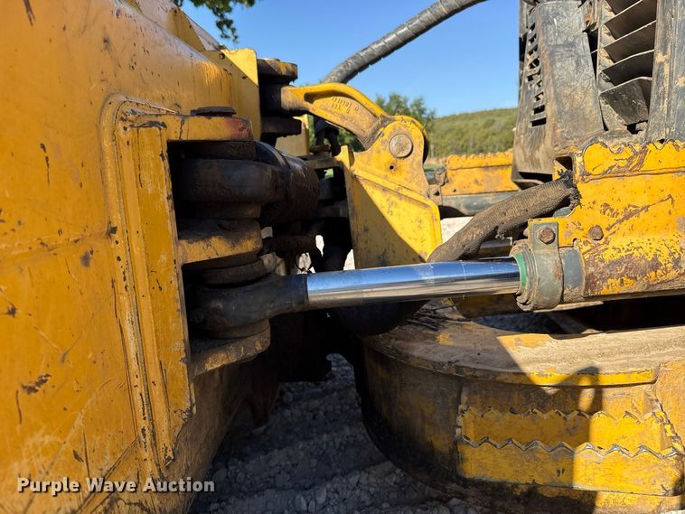 2003 John Deere 650H LT