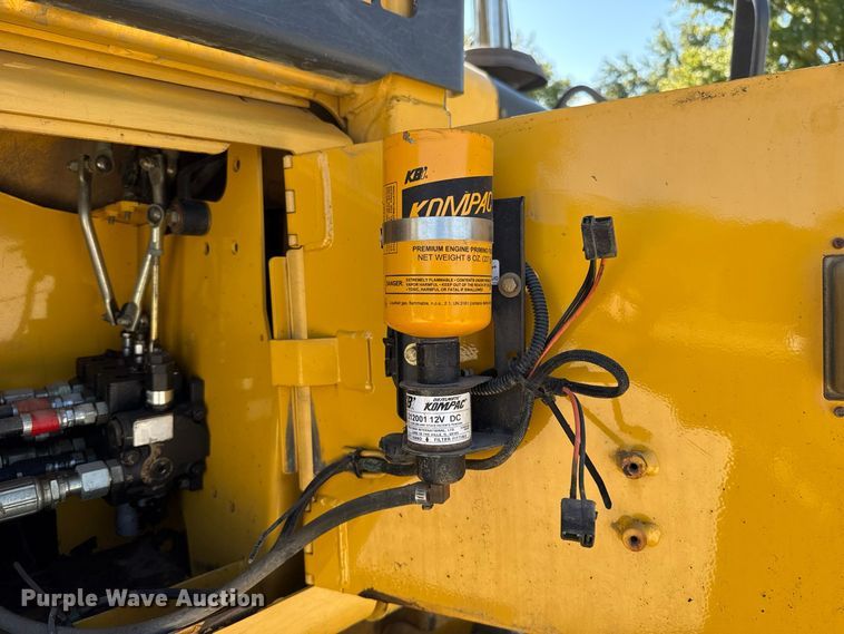 2003 John Deere 650H LT