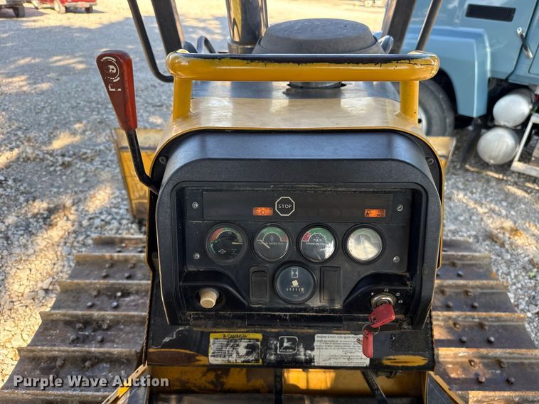 2003 John Deere 650H LT