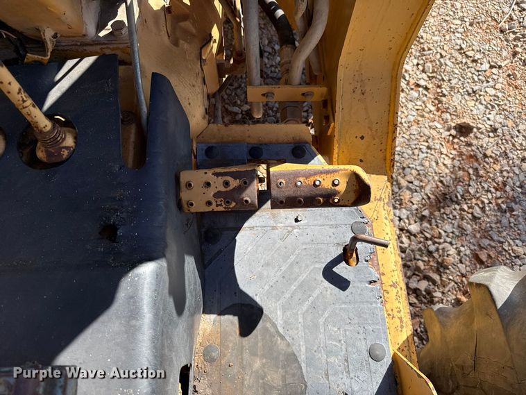image for item FV2116 Ford 545D industrial tractor