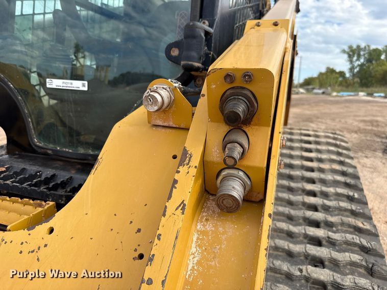 image for item FV2118 2019 Caterpillar 289D3 tracked skid steer loader
