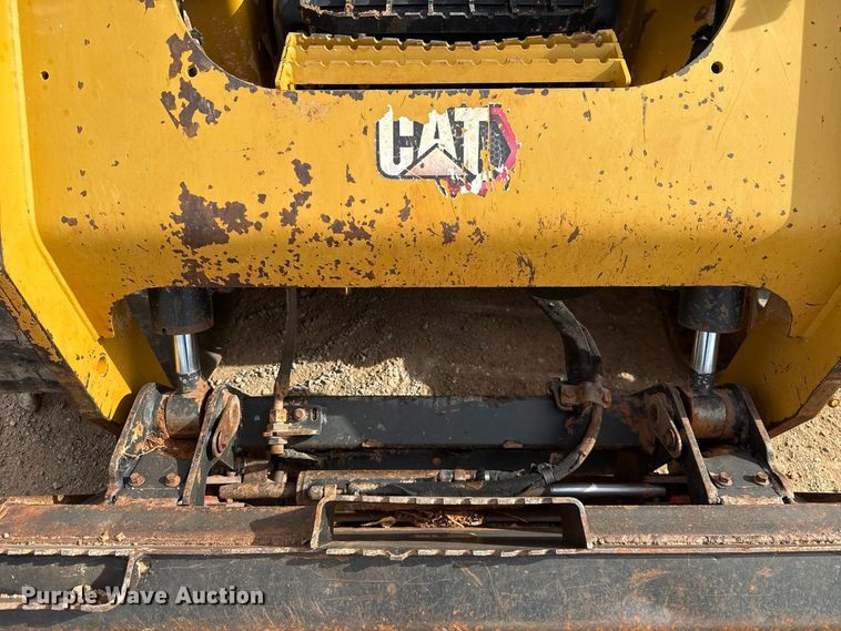 image for item FV2118 2019 Caterpillar 289D3 tracked skid steer loader