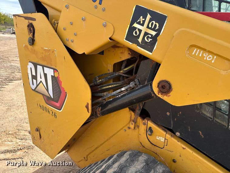 image for item FV2118 2019 Caterpillar 289D3 tracked skid steer loader