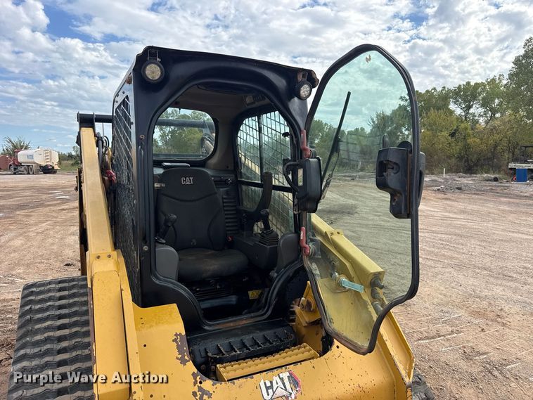 image for item FV2118 2019 Caterpillar 289D3 tracked skid steer loader