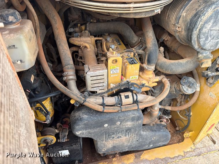 image for item FV2118 2019 Caterpillar 289D3 tracked skid steer loader