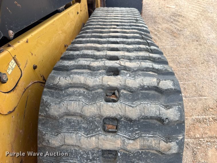 image for item FV2118 2019 Caterpillar 289D3 tracked skid steer loader