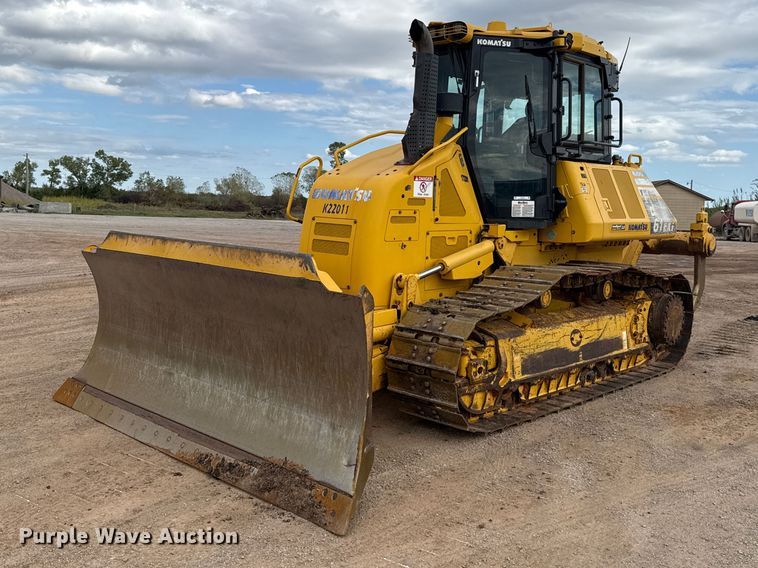 image for item FV2119 2022 Komatsu D61EXi-24 dozer