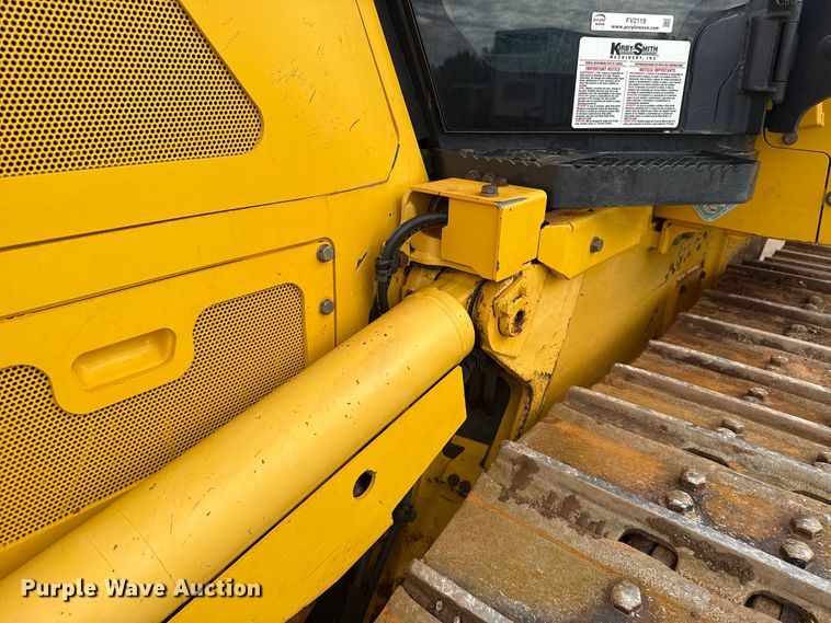 image for item FV2119 2022 Komatsu D61EXi-24 dozer