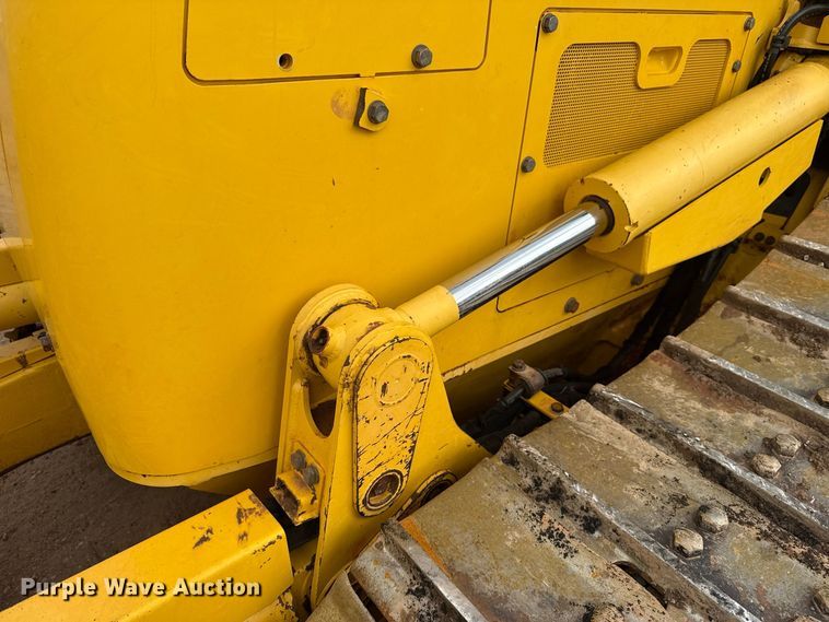 image for item FV2119 2022 Komatsu D61EXi-24 dozer