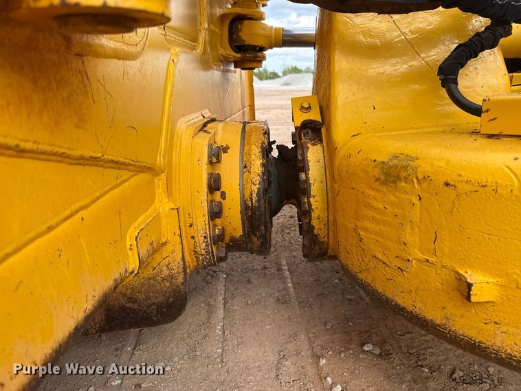 image for item FV2119 2022 Komatsu D61EXi-24 dozer
