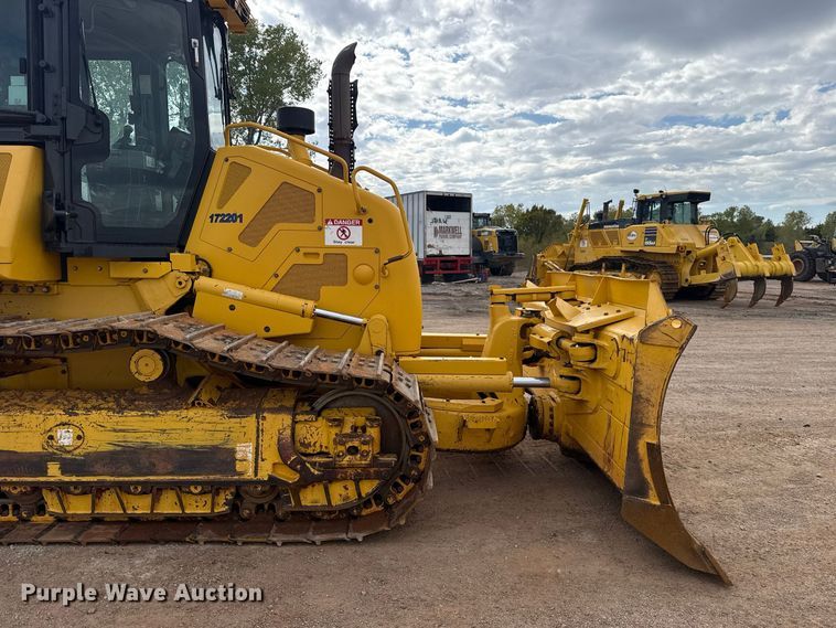 image for item FV2119 2022 Komatsu D61EXi-24 dozer