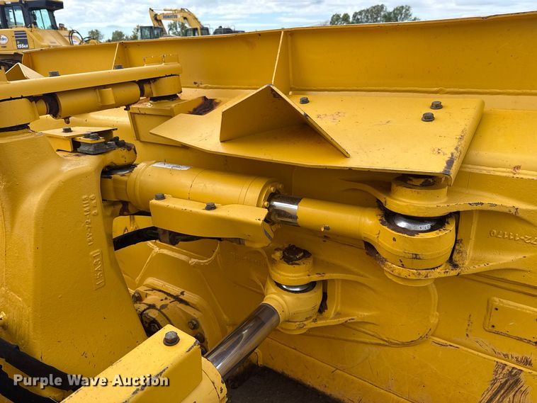 image for item FV2119 2022 Komatsu D61EXi-24 dozer