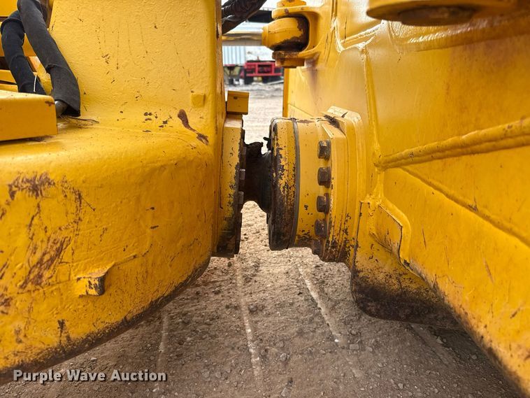 image for item FV2119 2022 Komatsu D61EXi-24 dozer
