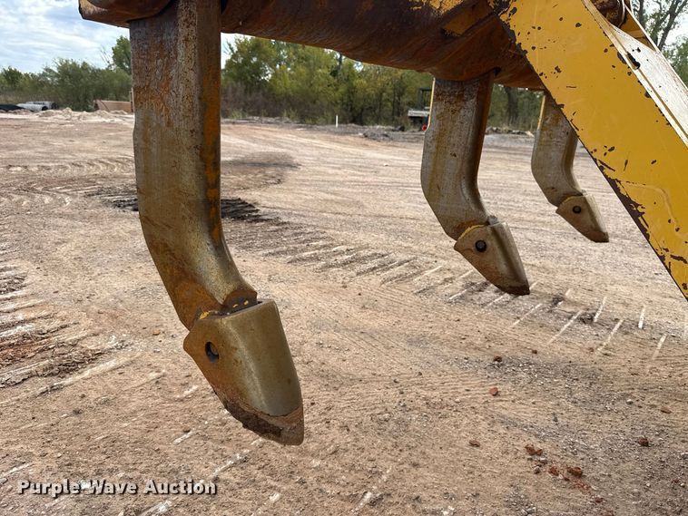 image for item FV2119 2022 Komatsu D61EXi-24 dozer