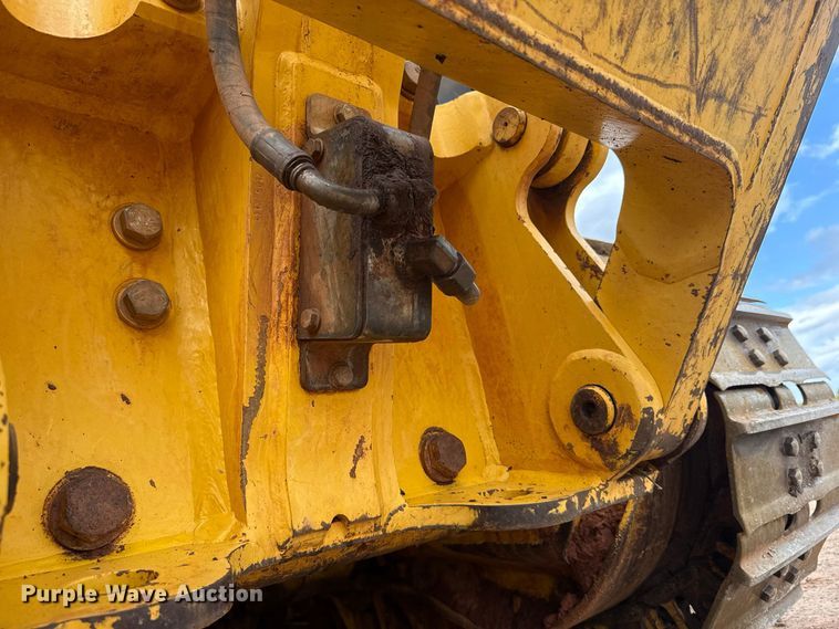 image for item FV2119 2022 Komatsu D61EXi-24 dozer