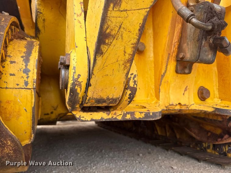 image for item FV2119 2022 Komatsu D61EXi-24 dozer