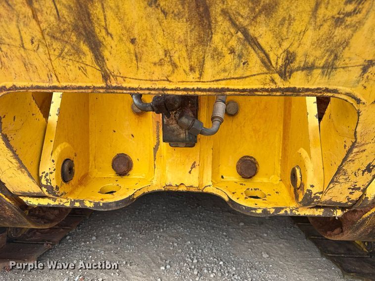 image for item FV2119 2022 Komatsu D61EXi-24 dozer