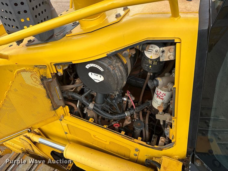 image for item FV2119 2022 Komatsu D61EXi-24 dozer