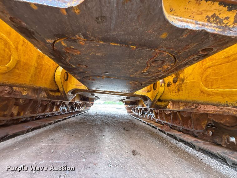 image for item FV2119 2022 Komatsu D61EXi-24 dozer