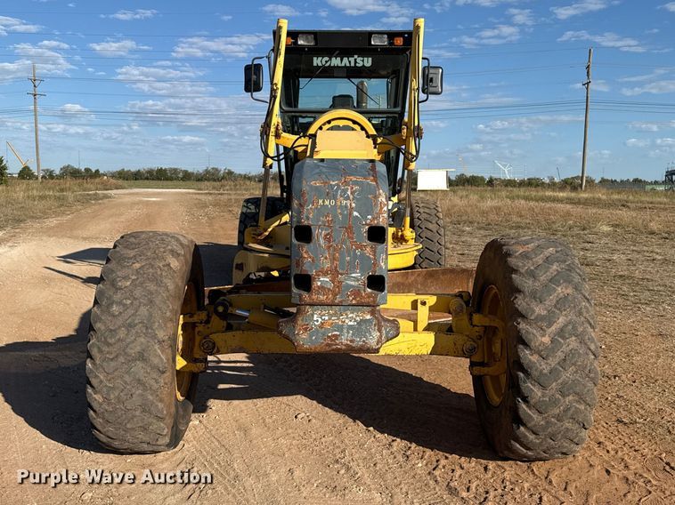 image for item FV2120 2006 Komatsu GD655-3C motor grader
