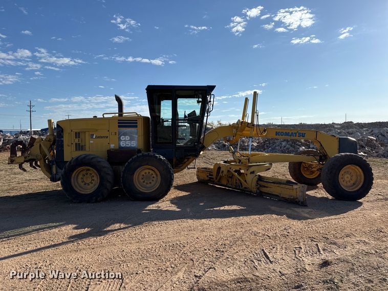 image for item FV2120 2006 Komatsu GD655-3C motor grader