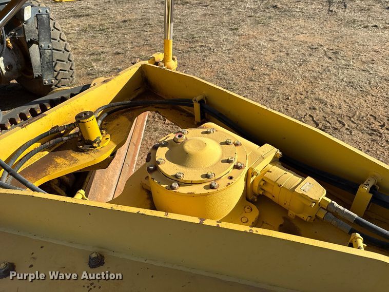 image for item FV2120 2006 Komatsu GD655-3C motor grader