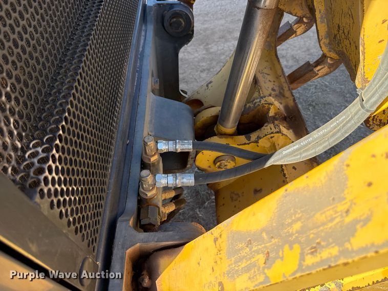 image for item FV2120 2006 Komatsu GD655-3C motor grader