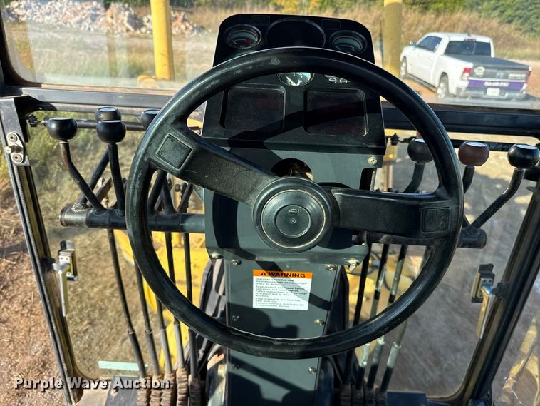 image for item FV2120 2006 Komatsu GD655-3C motor grader