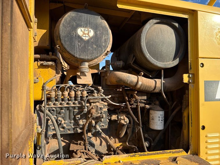 image for item FV2120 2006 Komatsu GD655-3C motor grader