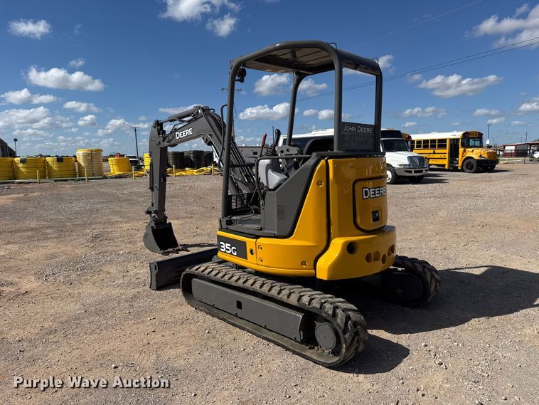 image for item FV2121 2016 John Deere 35G mini excavator