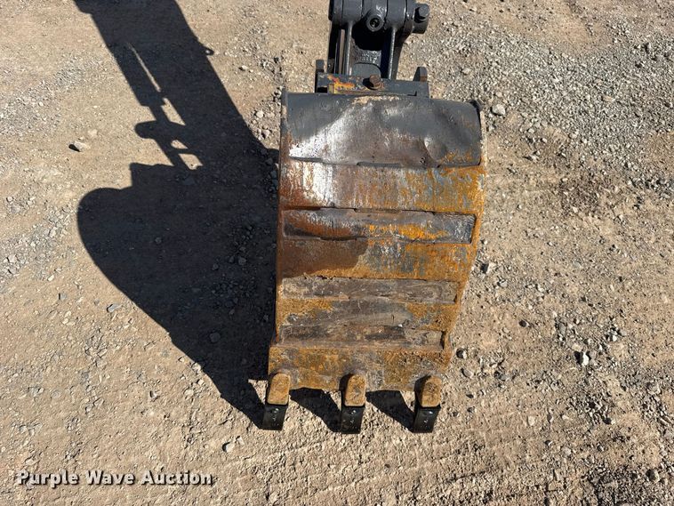 image for item FV2121 2016 John Deere 35G mini excavator