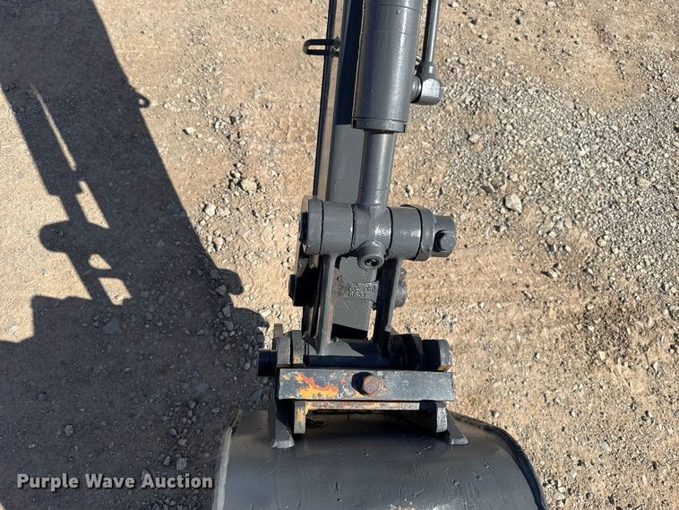 image for item FV2121 2016 John Deere 35G mini excavator
