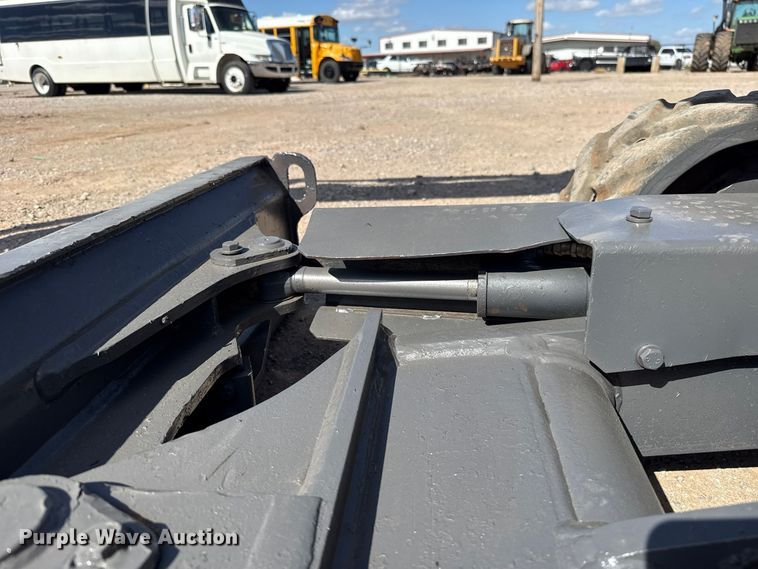 image for item FV2121 2016 John Deere 35G mini excavator