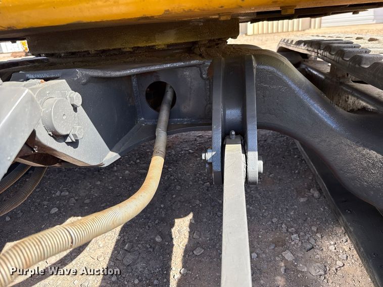 image for item FV2121 2016 John Deere 35G mini excavator