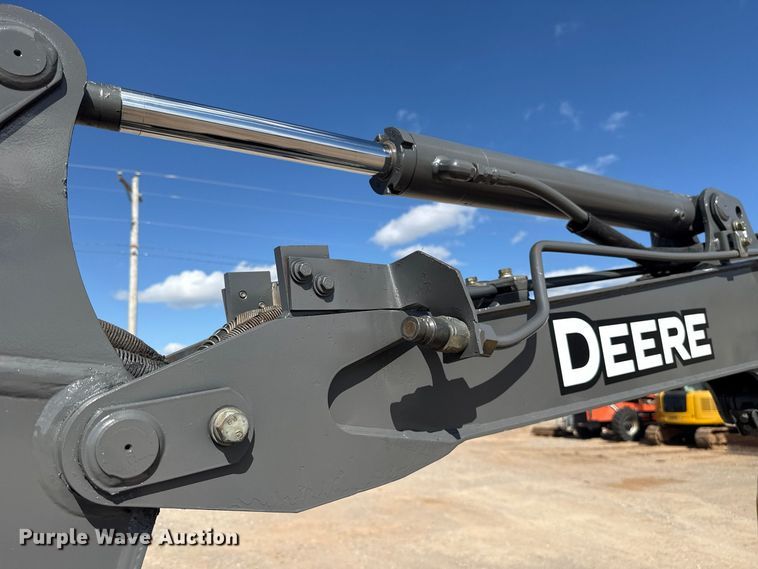 image for item FV2121 2016 John Deere 35G mini excavator