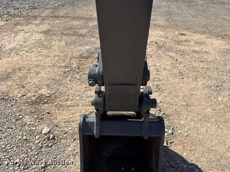 image for item FV2121 2016 John Deere 35G mini excavator