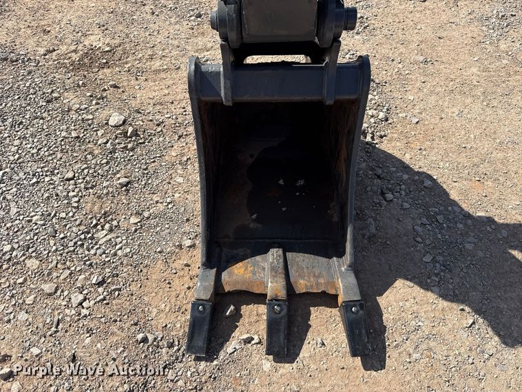 image for item FV2121 2016 John Deere 35G mini excavator