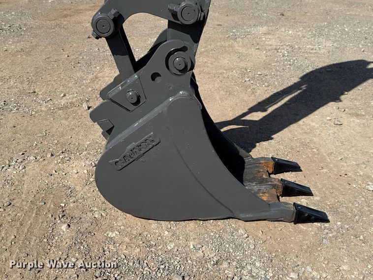 image for item FV2121 2016 John Deere 35G mini excavator