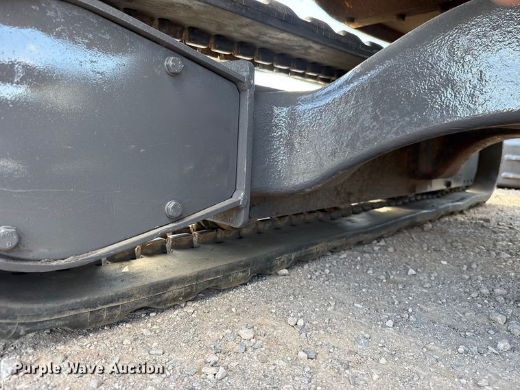 image for item FV2121 2016 John Deere 35G mini excavator
