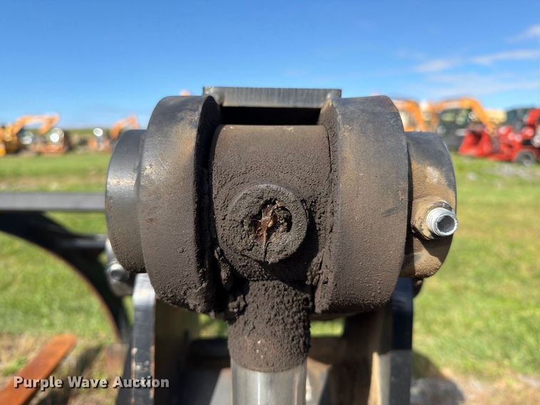 image for item FV4501 Pemberton LLC 418915 log grapple bucket