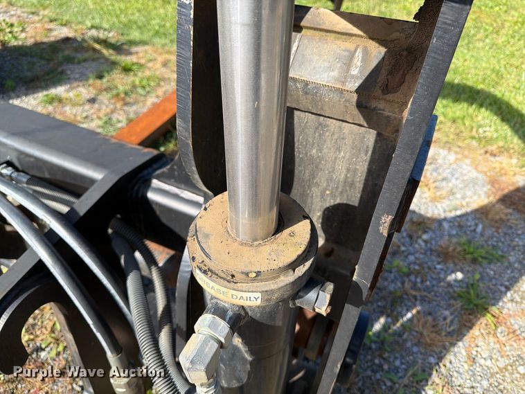 image for item FV4501 Pemberton LLC 418915 log grapple bucket