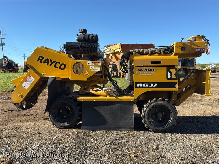 image for item FV4503 2023 Rayco RG37 stump grinder