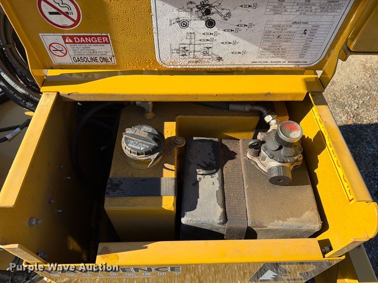 image for item FV4503 2023 Rayco RG37 stump grinder