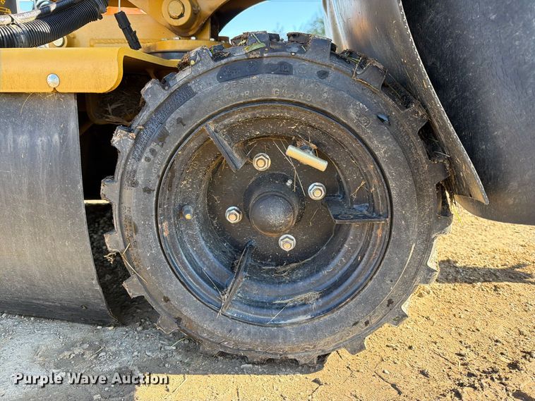 image for item FV4503 2023 Rayco RG37 stump grinder