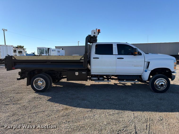 image for item FW3530 2022 Chevrolet Silverado 5500HD Crew Cab dump truck